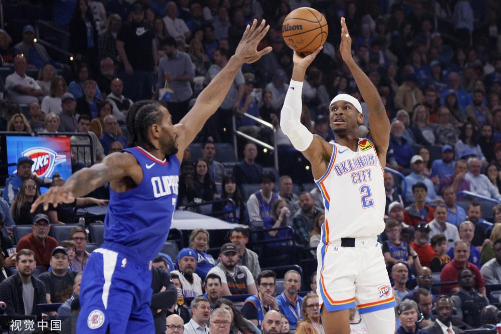 同龄时的哈 同龄时的哈